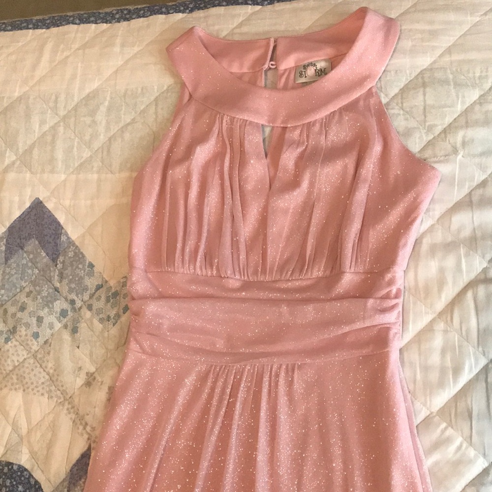 Long dress perfect for a formal event!